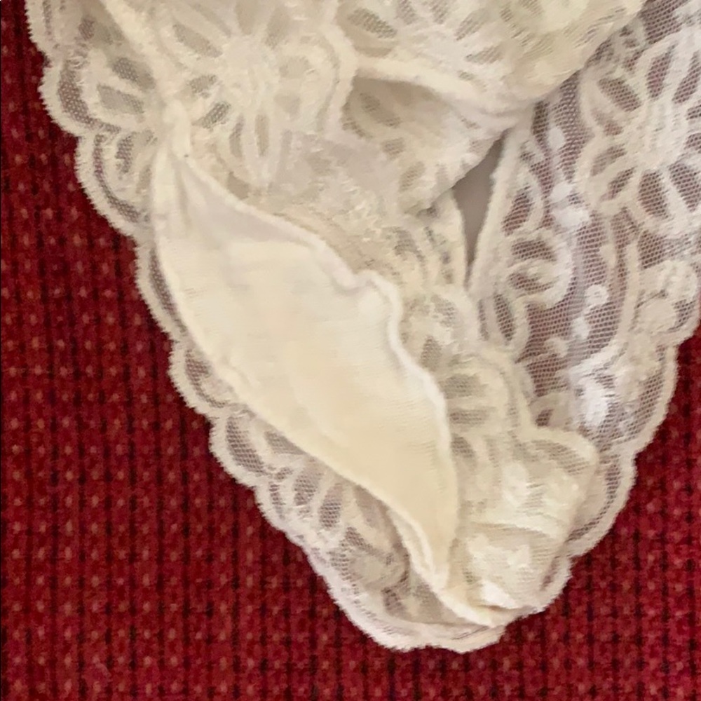 Thong - Picture 2 of 3